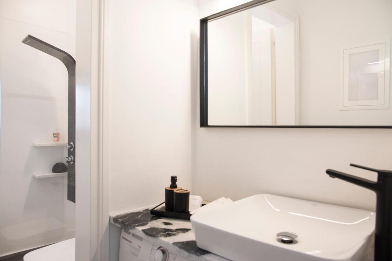White New 1Bd House With Private Jacuzzi In Isterni Villa Isterni  Exterior photo